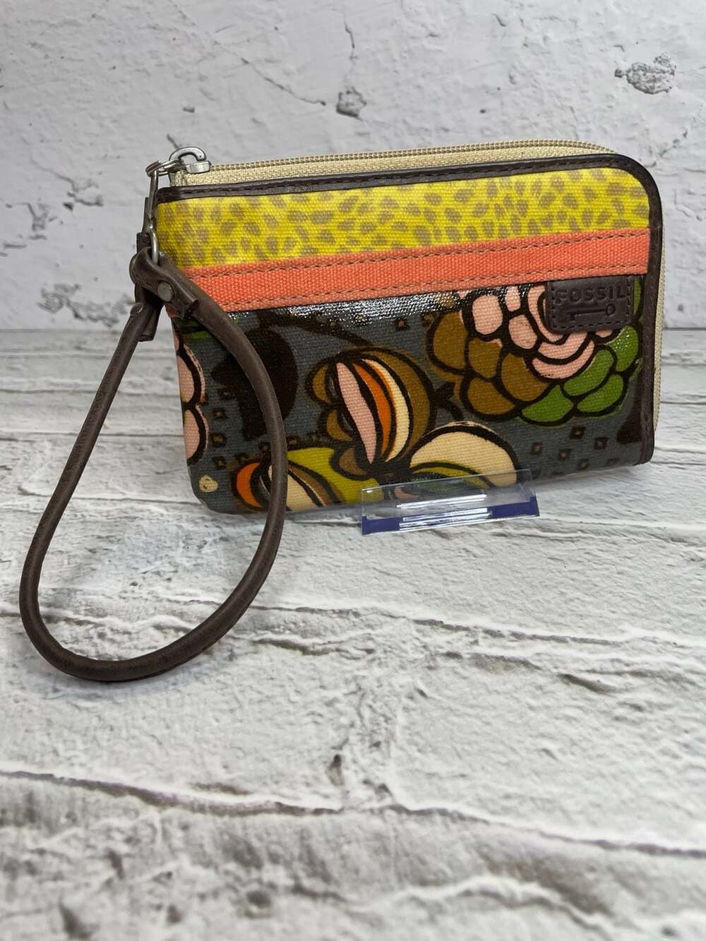 Fossil Key-Per Floral Coated Canvas Wristlet Wallet